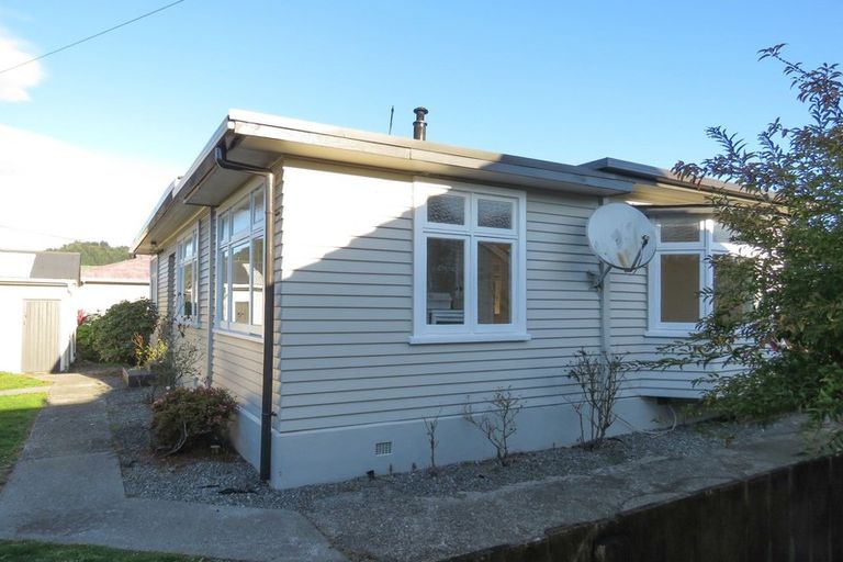 Photo of property in 26 Main Street, Reefton, 7830