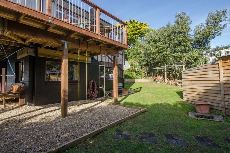Photo of property in 6b Pokohui Avenue, Raglan, 3225
