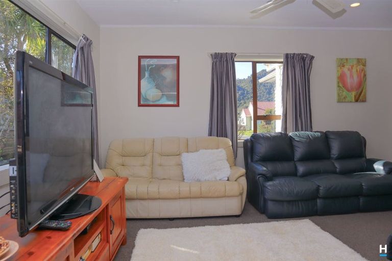 Photo of property in 28 Firth Street, Cobden, Greymouth, 7802