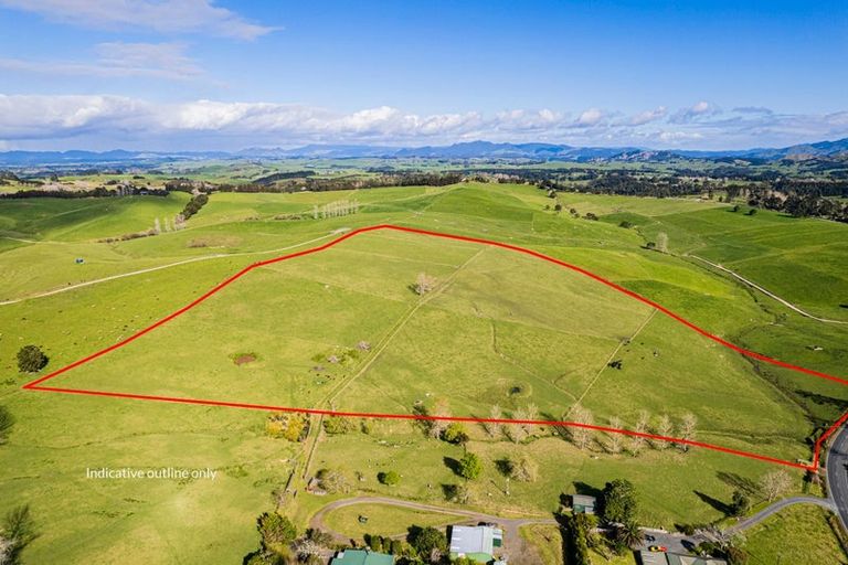 Photo of property in 1065 Pipiwai Road, Ruatangata West, Whangarei, 0176