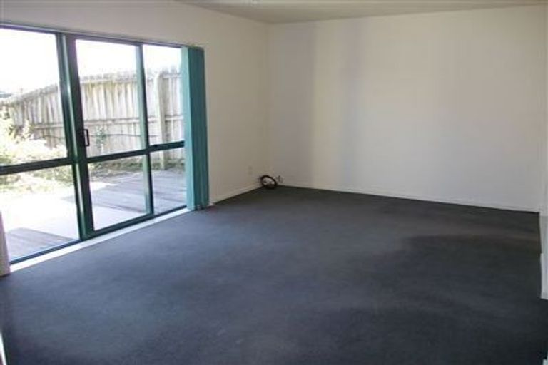 Photo of property in 59f Astley Avenue, New Lynn, Auckland, 0600