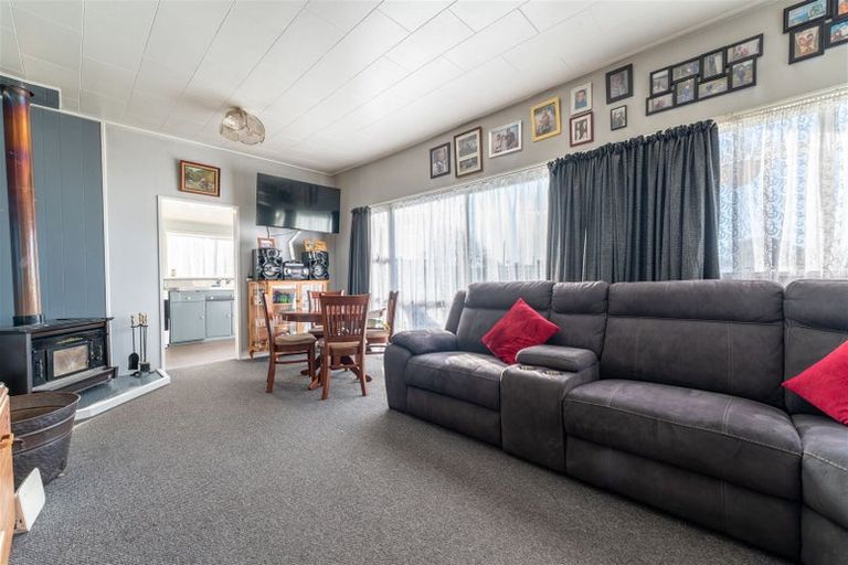 Photo of property in 3 Mcpherson Road, Waitaki Bridge, Oamaru, 9493