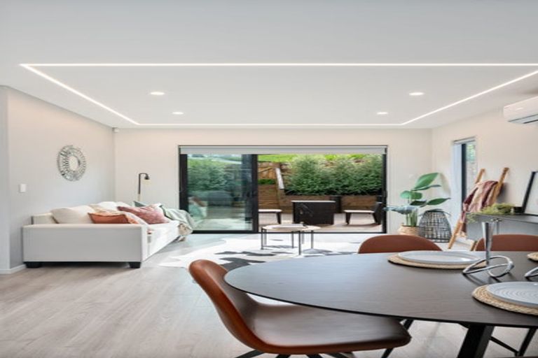 Photo of property in 2b Marina Road, Torbay, Auckland, 0630