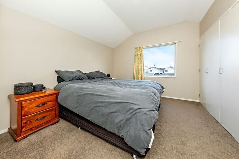 Photo of property in 12 Opito Way, East Tamaki, Auckland, 2013