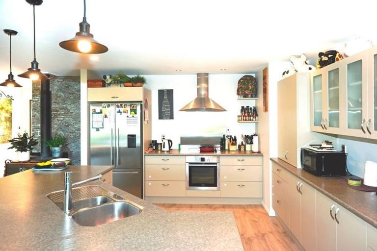 Photo of property in 1 Holdom Place, Clyde, 9330