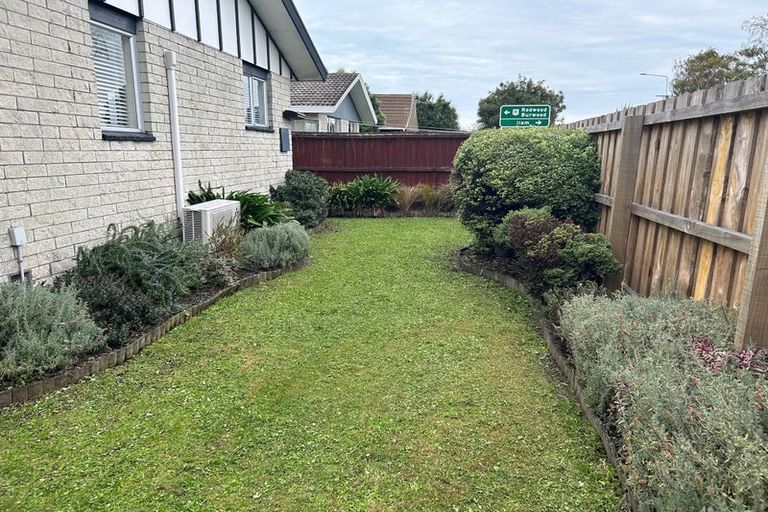 Photo of property in 1/176 Sawyers Arms Road, Bishopdale, Christchurch, 8053