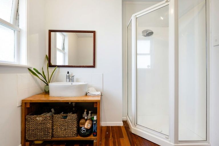 Photo of property in 21 Macdonald Road, Glenview, Hamilton, 3206