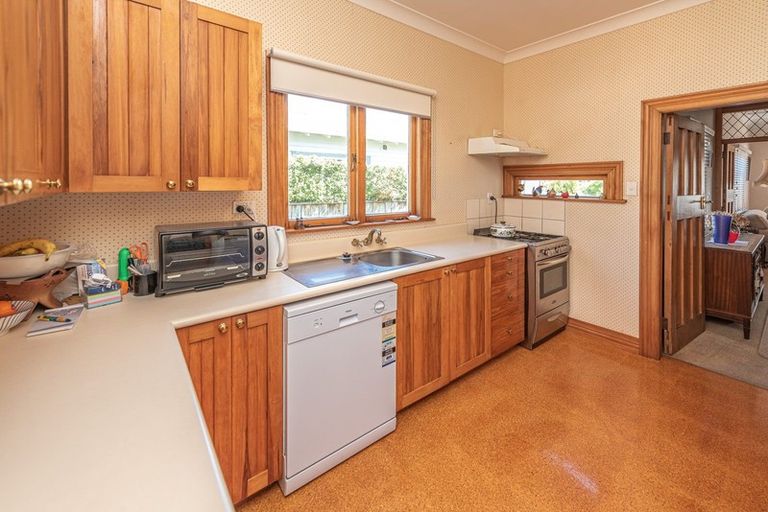 Photo of property in 5 Godwin Crescent, College Estate, Whanganui, 4500
