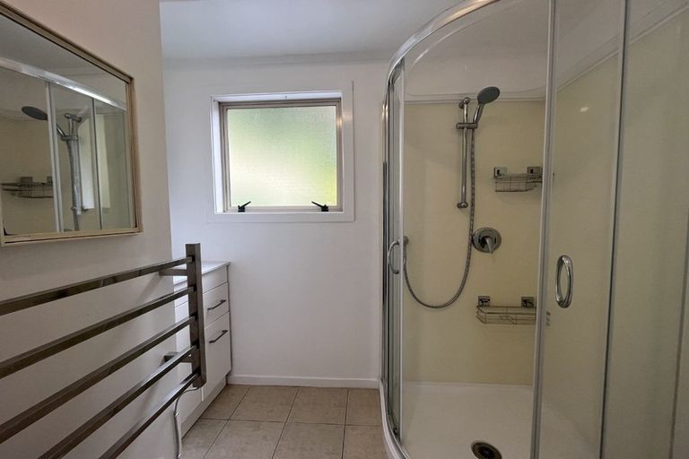 Photo of property in 18 Saint Aidans Way, Tawa, Wellington, 5028