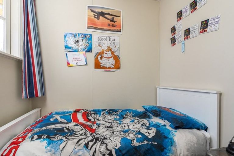 Photo of property in 11 Jellicoe Street, Greytown, 5712