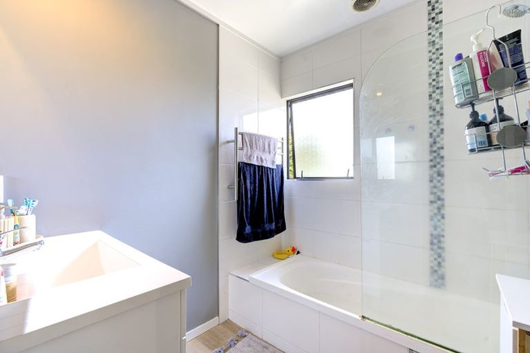 Photo of property in 8a Carey Street, Maeroa, Hamilton, 3200