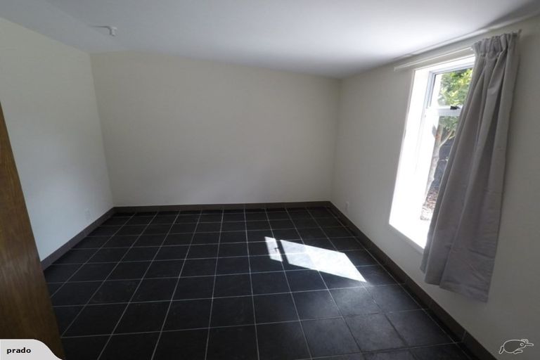 Photo of property in 12 Bradshaw Terrace, Riccarton, Christchurch, 8011