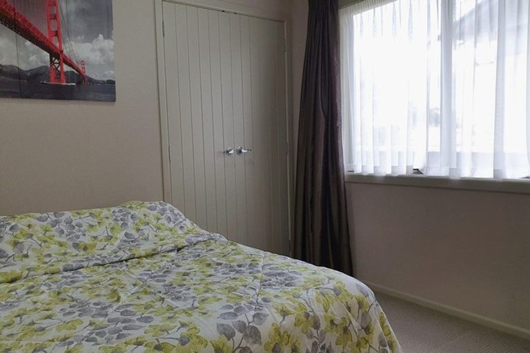 Photo of property in 13 Craig Street, Stratford, 4332