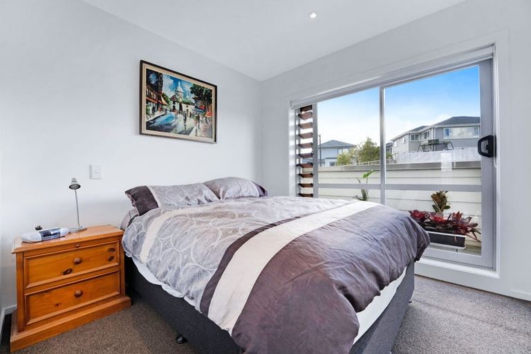 Photo of property in 18e/71 Spencer Road, Oteha, Auckland, 0632