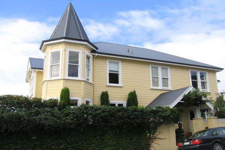 Photo of property in 20 Hobson Crescent, Thorndon, Wellington, 6011