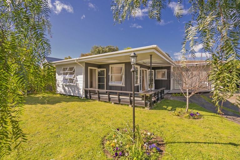 Photo of property in 19 Catherine Crescent, Whitianga, 3510