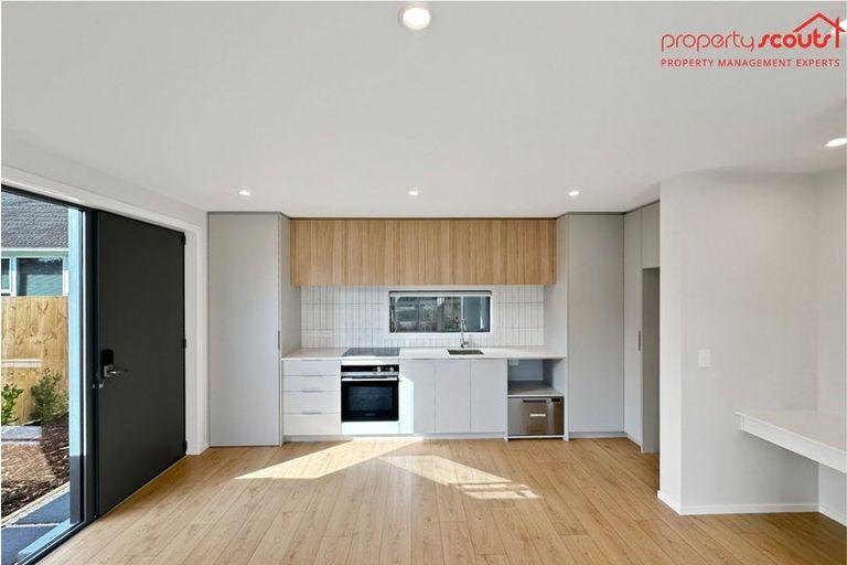 Photo of property in 2/16 Sladden Street, Naenae, Lower Hutt, 5011