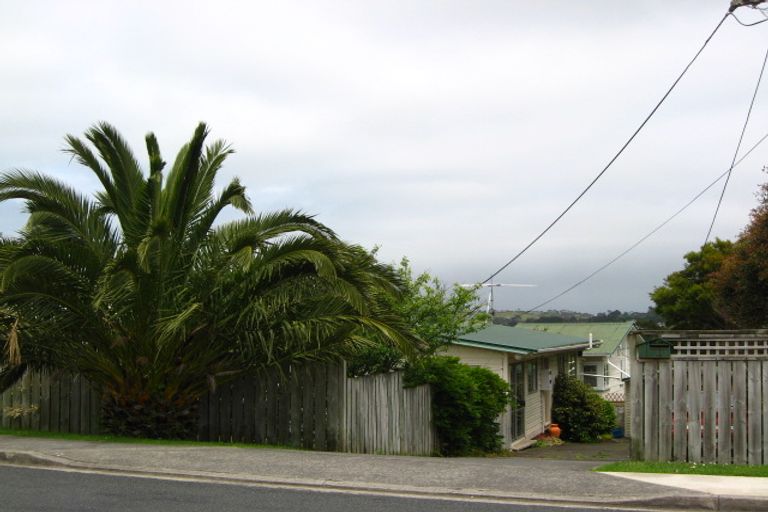 Photo of property in 11 Shakespear Road, Army Bay, Whangaparaoa, 0930
