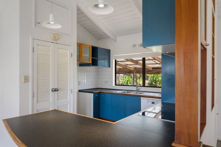 Photo of property in 2 Denby Close, Athenree, Katikati, 3177