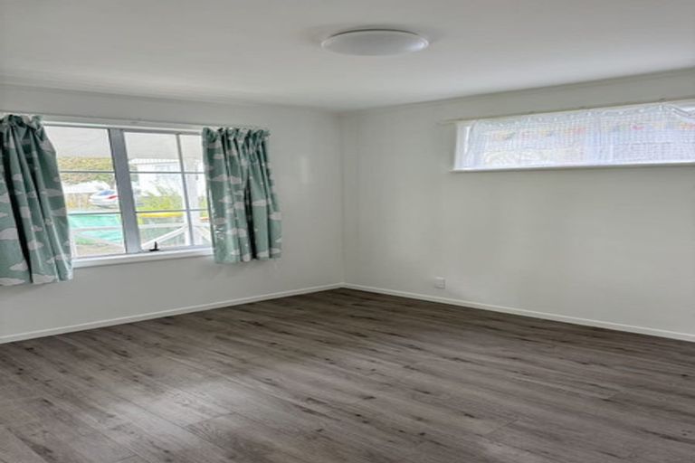 Photo of property in 17 Percival Street, Manurewa, Auckland, 2102