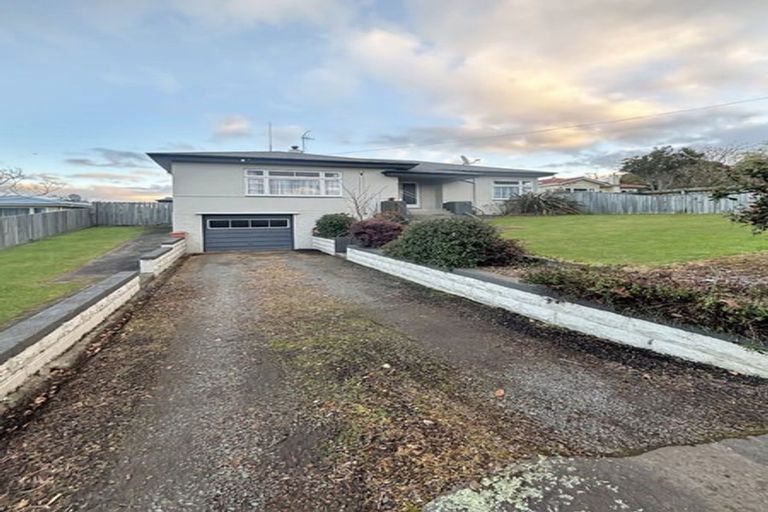 Photo of property in 33 Cole Street, Dannevirke, 4930