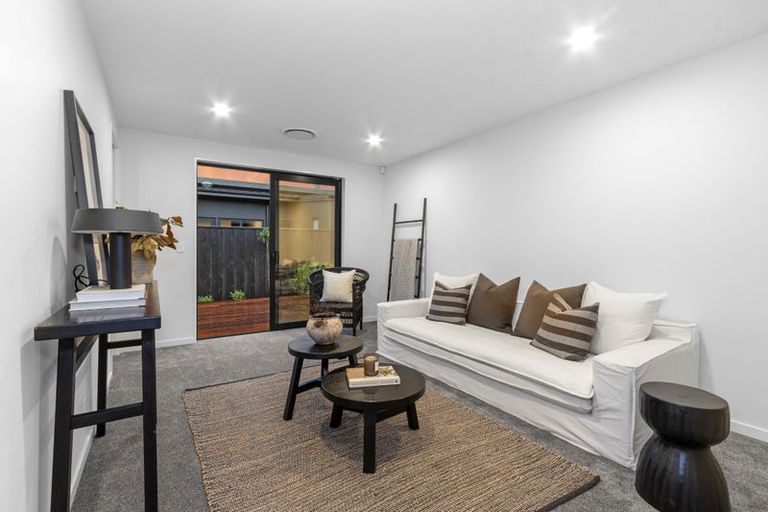 Photo of property in 19 Perehia Mews, Marshland, Christchurch, 8083