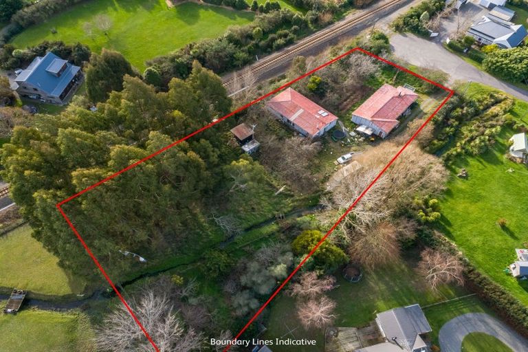 Photo of property in 69 Costley Street, Carterton, 5713