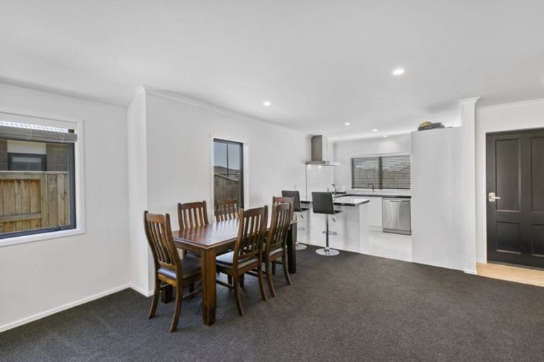 Photo of property in 58 Marion Crescent, Papamoa Beach, Papamoa, 3118