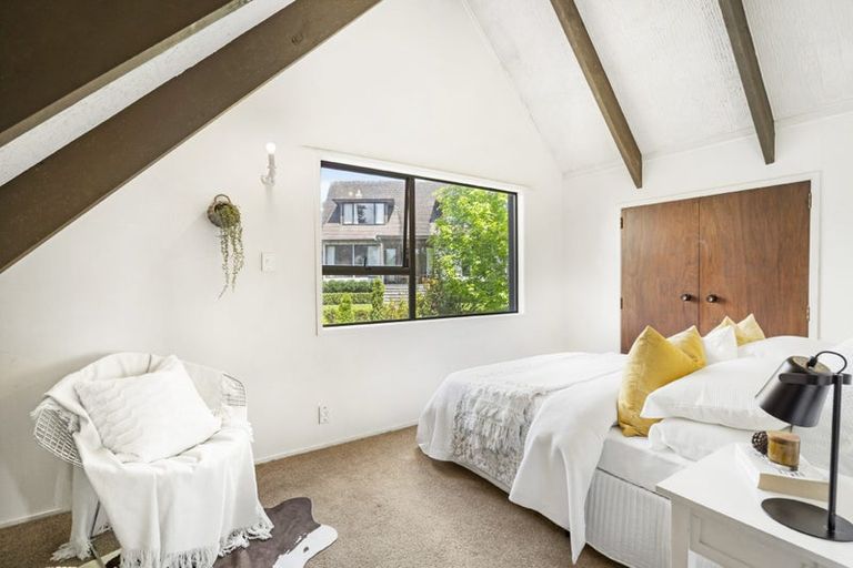 Photo of property in 1/49 Park Rise, Campbells Bay, Auckland, 0630