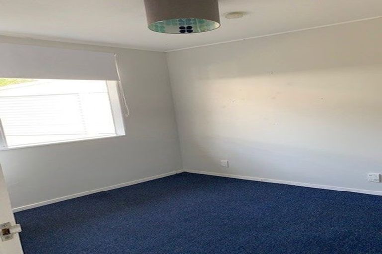 Photo of property in 5 Hookway Grove, Paraparaumu, 5032