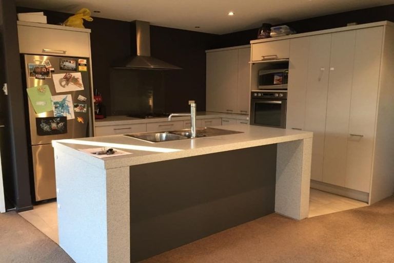 Photo of property in 26 Foresters Crescent, Parklands, Christchurch, 8083