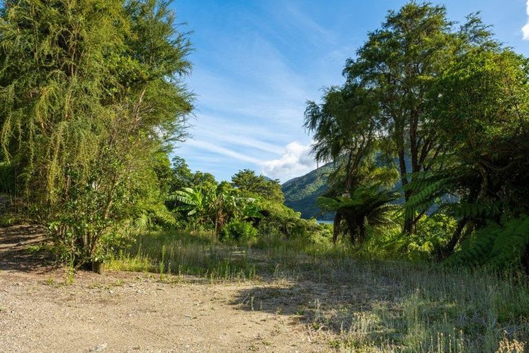 Photo of property in 758 Queen Charlotte Drive, Havelock, Picton, 7281