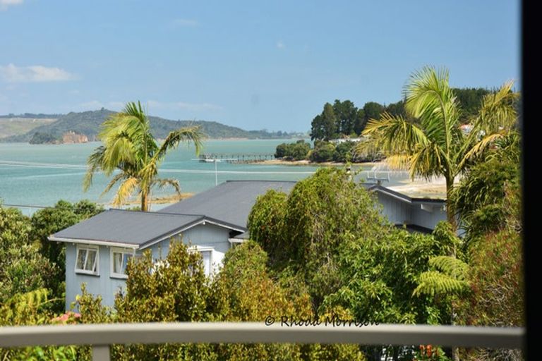 Photo of property in 16 Mariner Cove Road, Tinopai, Matakohe, 0593