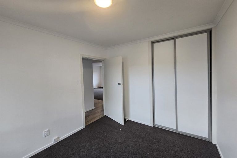 Photo of property in 2/7 Division Street, Riccarton, Christchurch, 8041