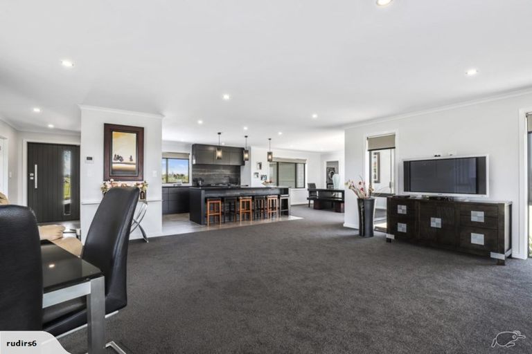 Photo of property in 8 Margot Lane, Matangi, Hamilton, 3283