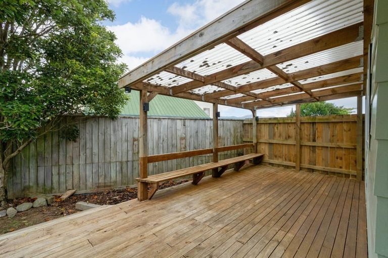 Photo of property in 33 Rimu Street, Levin, 5510