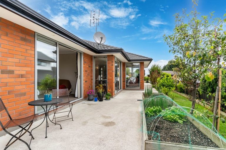 Photo of property in 73 Severn Street, Green Island, Dunedin, 9018