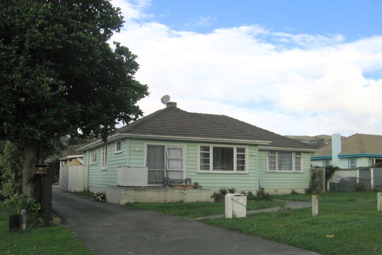 Photo of property in 20b Beauchamp Street, Tawa, Wellington, 5028