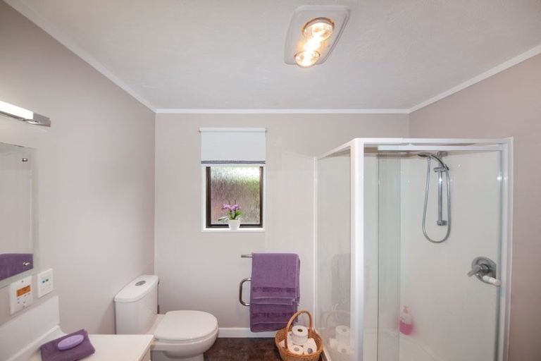 Photo of property in 75 Halswater Drive, Churton Park, Wellington, 6037