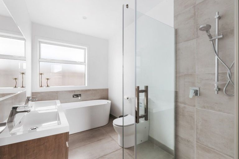 Photo of property in 24 Knightia Drive, Papamoa Beach, Papamoa, 3118