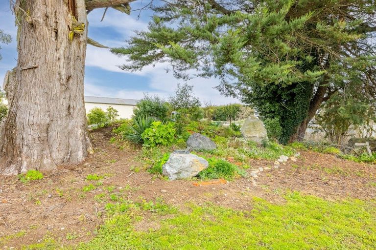 Photo of property in 19 Consitt Street, Takapau, 4203