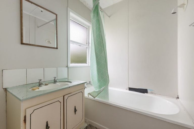 Photo of property in 15 Rice Crescent, Papakura, 2110