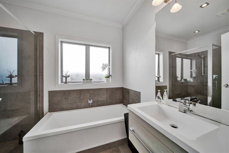 Photo of property in 2 Northpoint Way, Bell Block, New Plymouth, 4312