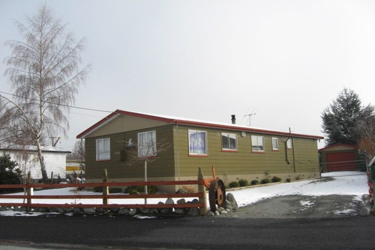 Photo of property in 20 Falstone Crescent, Twizel, 7901