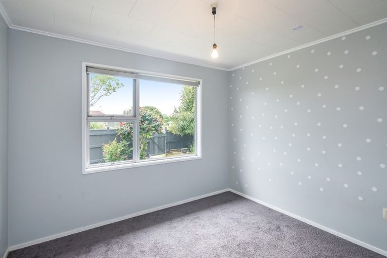 Photo of property in 32 Sylvan Avenue, Waikanae, 5036