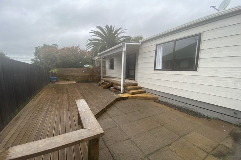 Photo of property in 8a Tararua Street, Paraparaumu, 5032