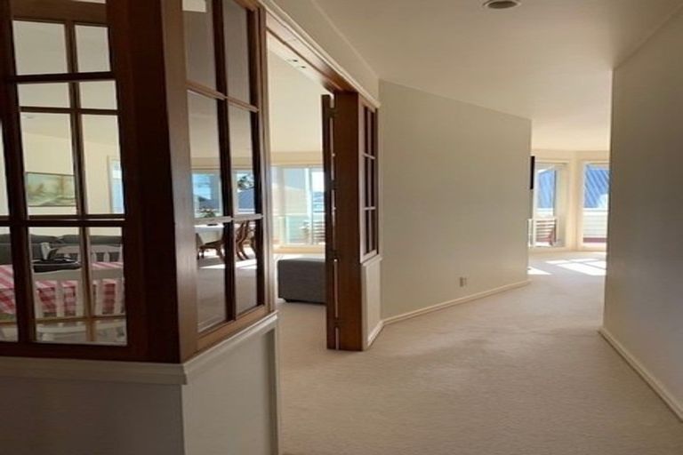 Photo of property in 2/24 Rangitoto Terrace, Milford, Auckland, 0620