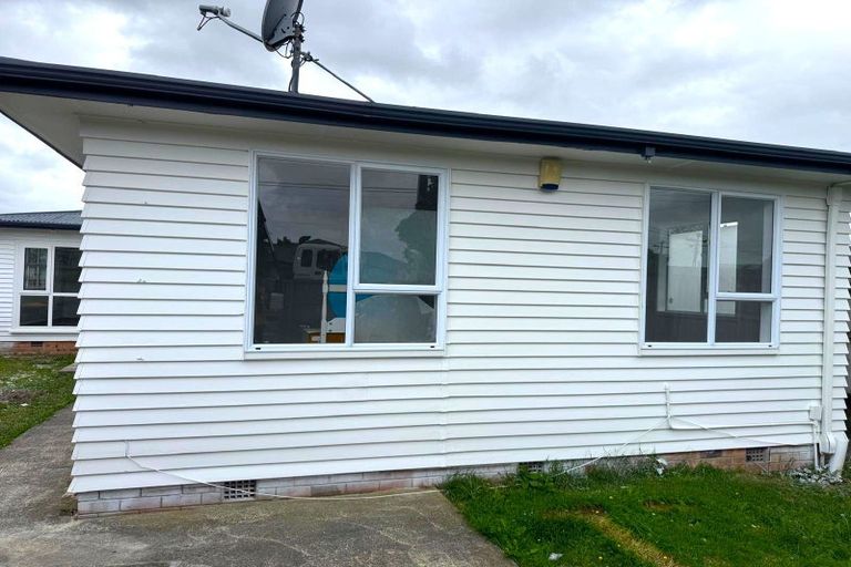 Photo of property in 118 Gloucester Road, Manurewa, Auckland, 2102
