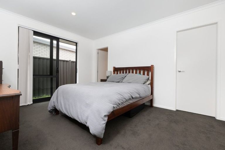 Photo of property in 33 Taffe Crescent, Pyes Pa, Tauranga, 3112