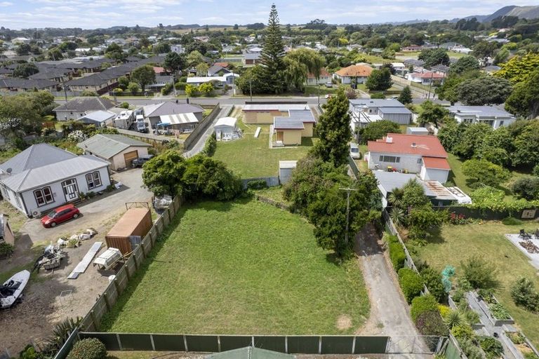 Photo of property in 15 Kirk Street, Otaki, 5512